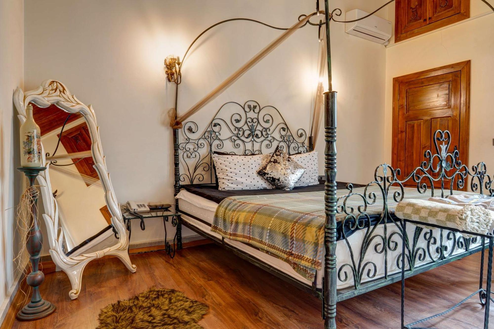 Kerem Ile Asli Butik Hotel Balqash Zewnętrze zdjęcie