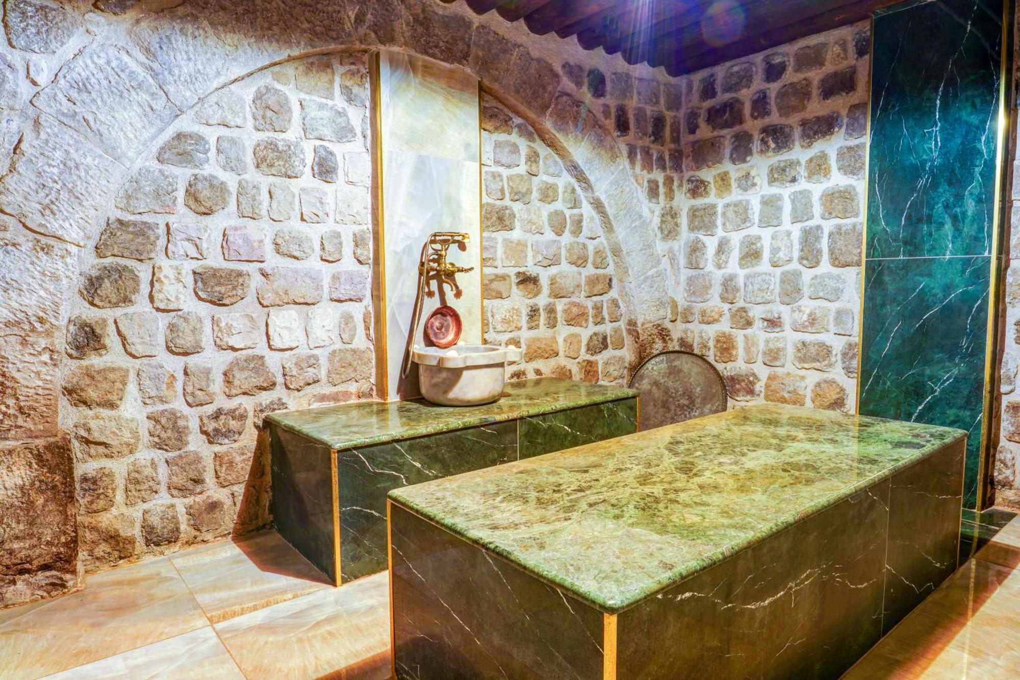 Kerem Ile Asli Butik Hotel Balqash Zewnętrze zdjęcie