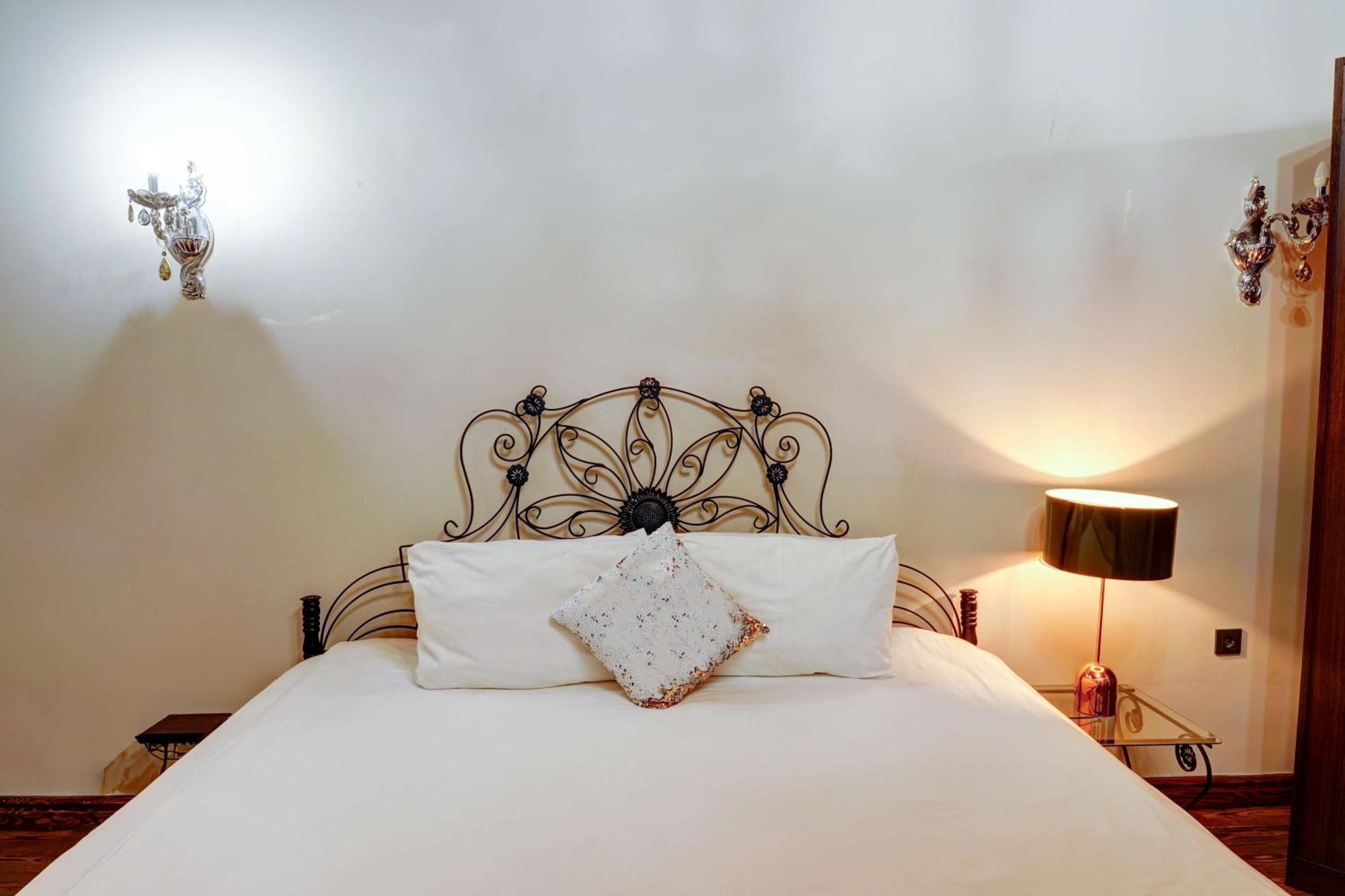 Kerem Ile Asli Butik Hotel Balqash Zewnętrze zdjęcie