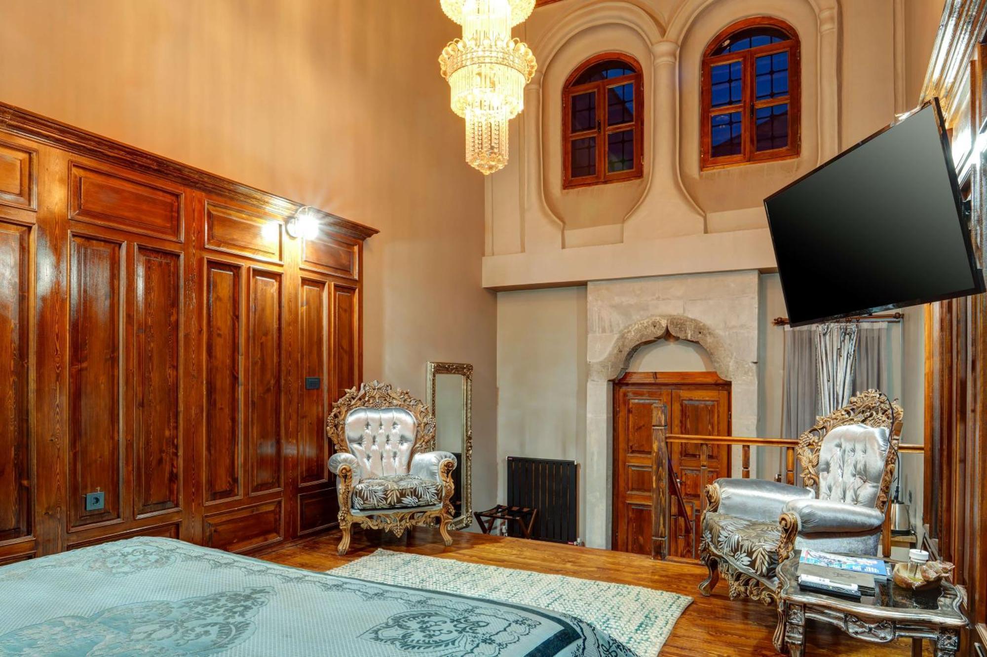 Kerem Ile Asli Butik Hotel Balqash Zewnętrze zdjęcie