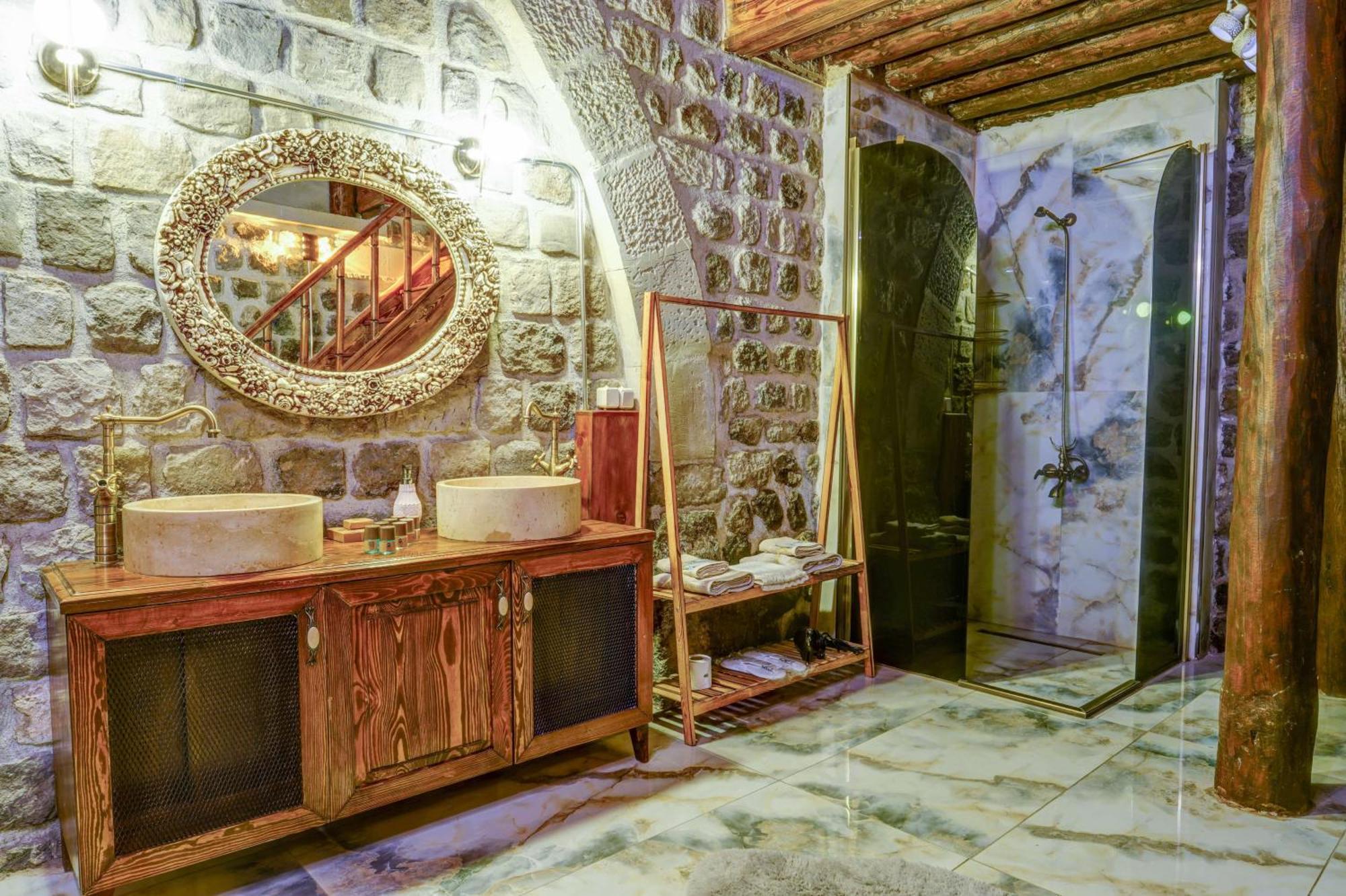 Kerem Ile Asli Butik Hotel Balqash Zewnętrze zdjęcie