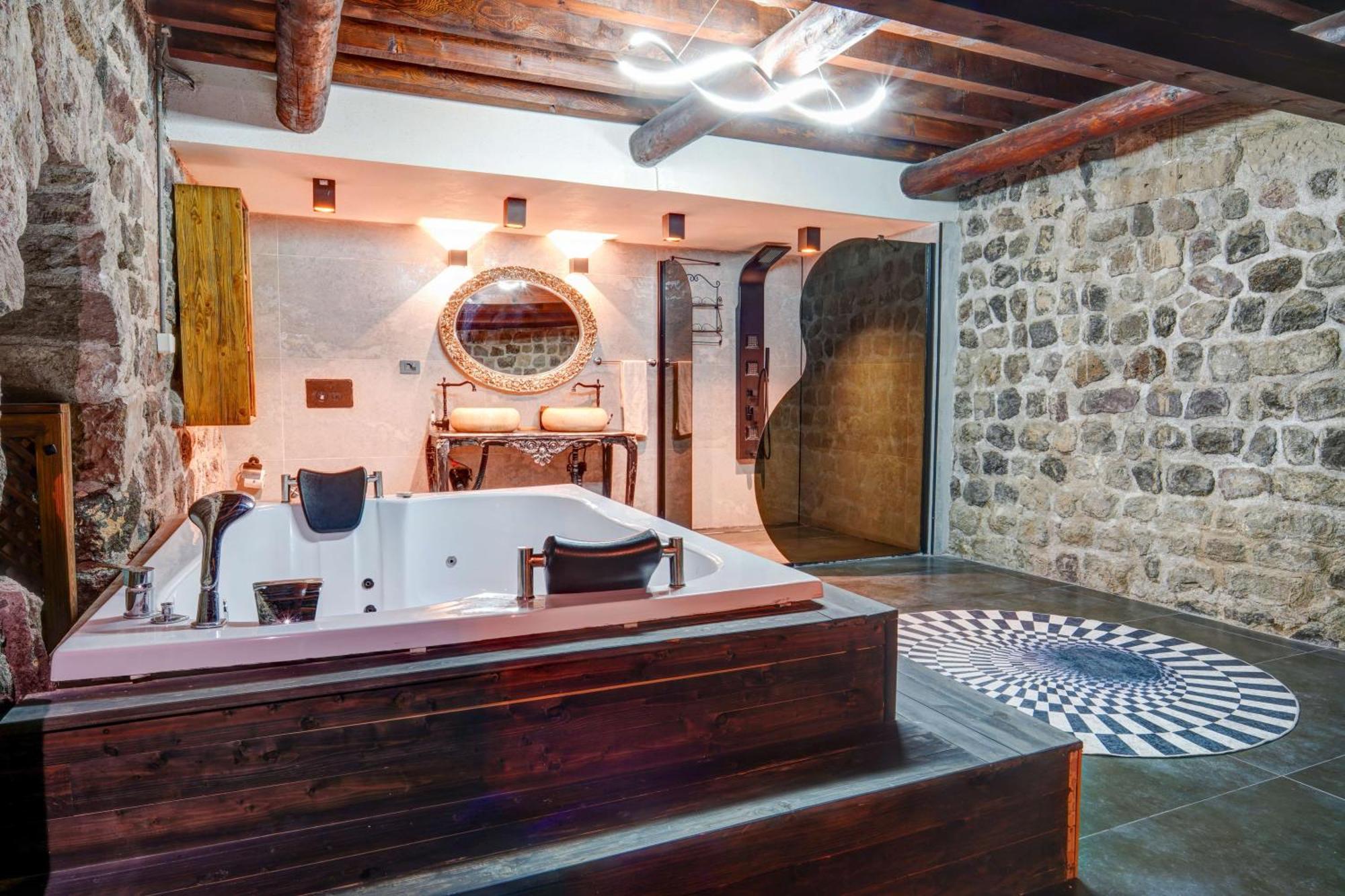 Kerem Ile Asli Butik Hotel Balqash Zewnętrze zdjęcie